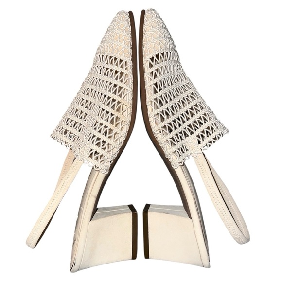 Naturalizer Cream Mules Weaved Crocheted Cushioned Footbed Block Heel 9 Wide - Picture 5 of 7